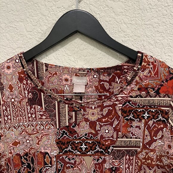 Chicos Women's Crew Neck Floral Multicolor Top Size 1 - Picture 4 of 5